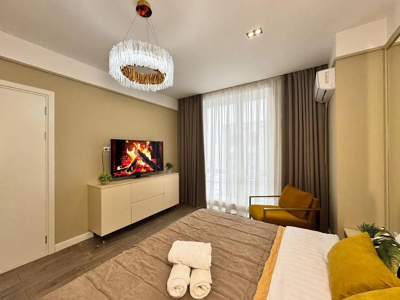 2 Room Apartment 4 You, Flat 135 Almaty